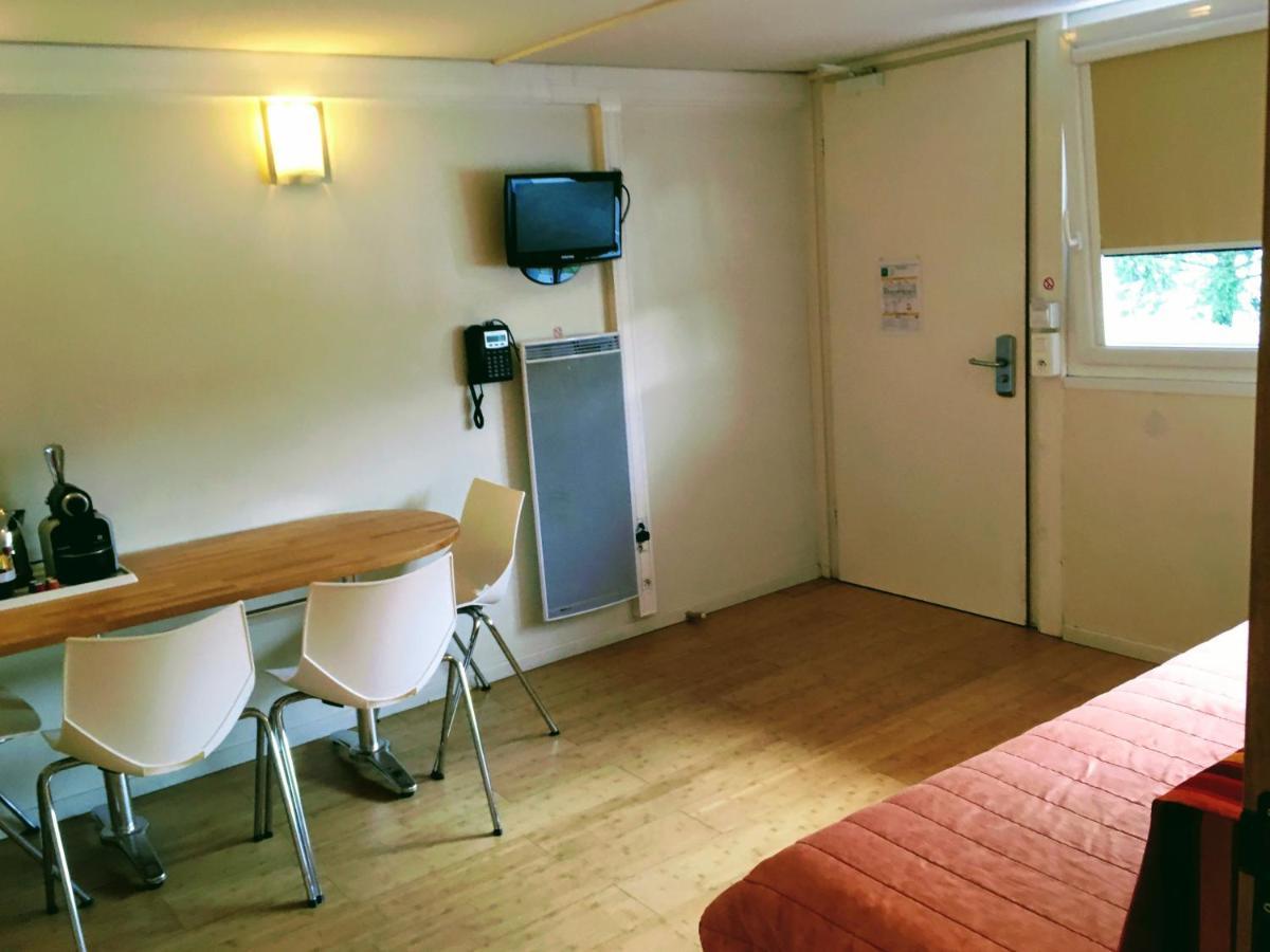 Hotel Pierre Blanche Chatillon-en-Michaille Εξωτερικό φωτογραφία