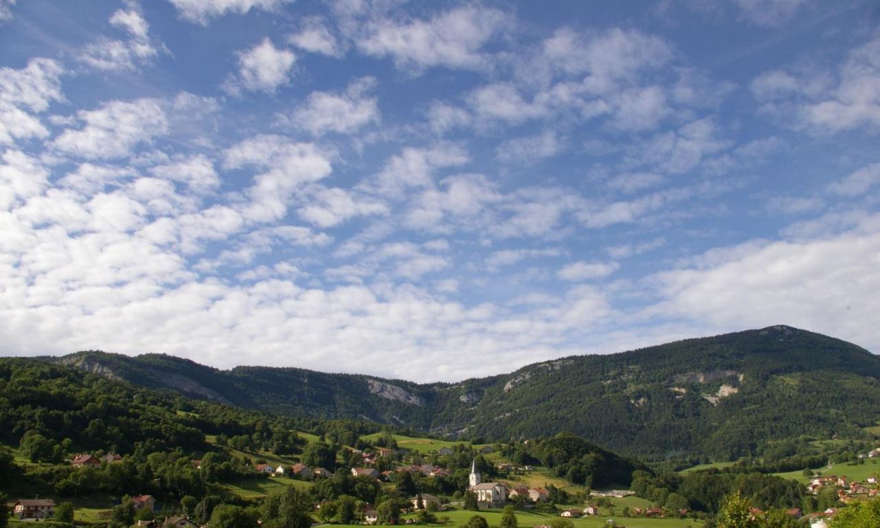 Hotel Pierre Blanche Chatillon-en-Michaille Εξωτερικό φωτογραφία